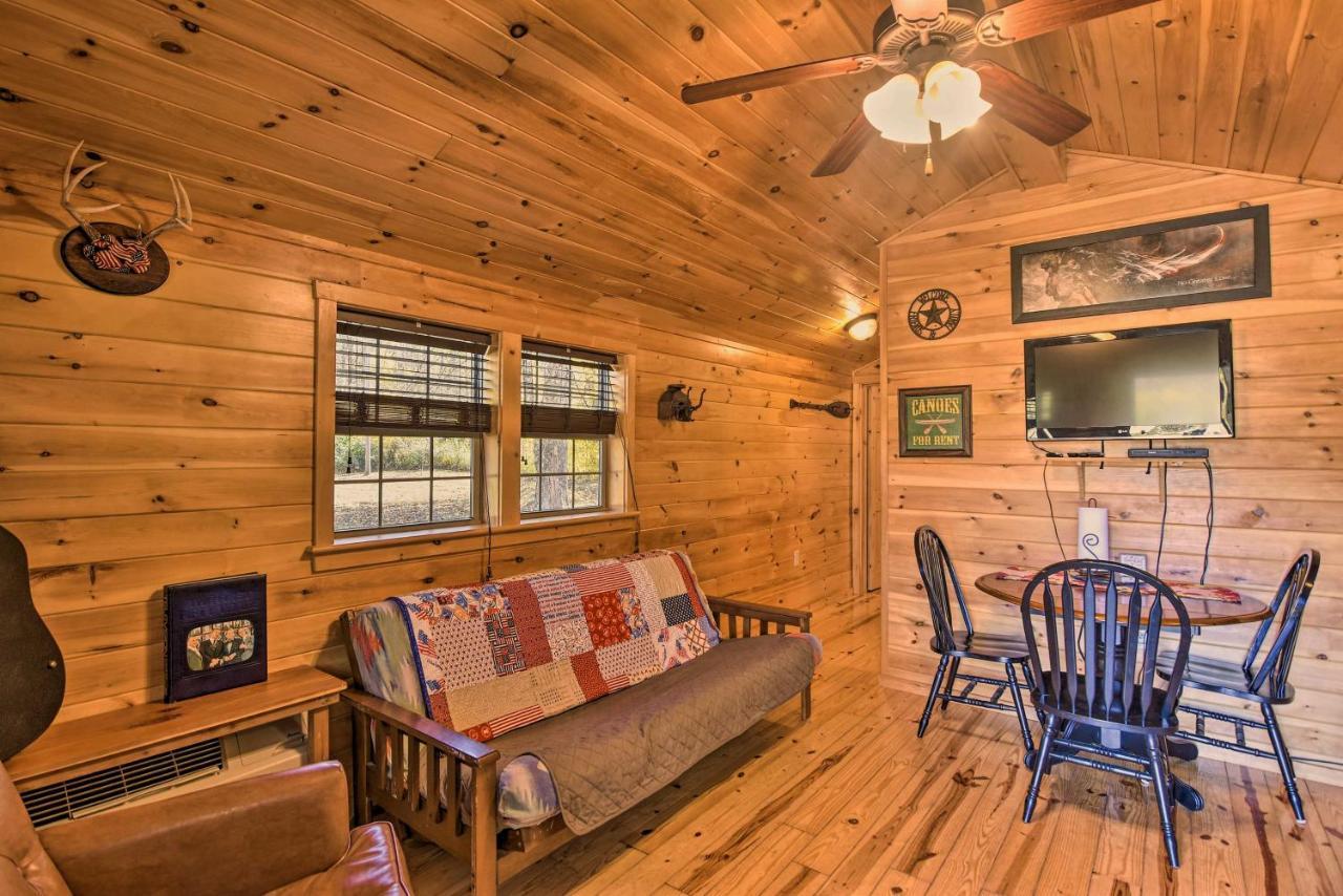 Rural Cabin Hideaway With Fire Pit And Mtn Views! Parsons Eksteriør billede