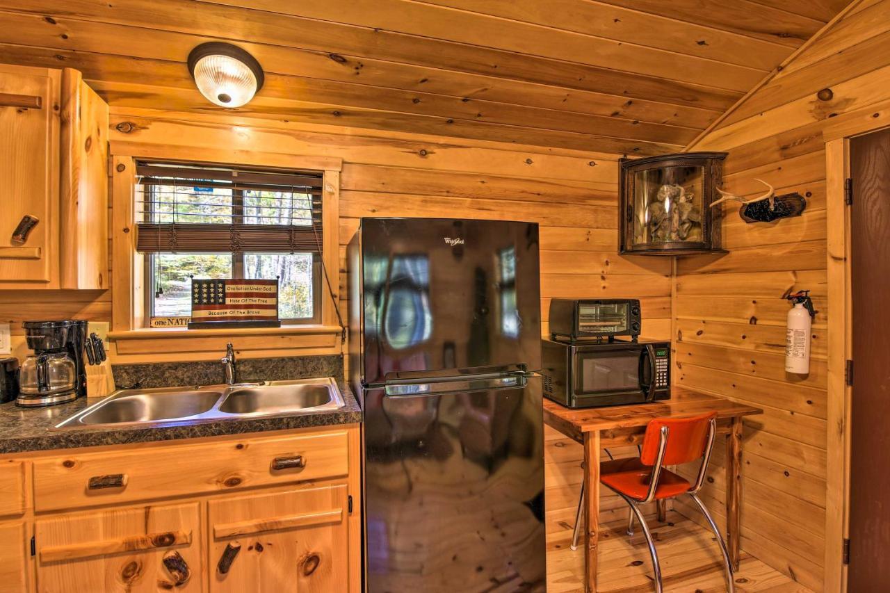 Rural Cabin Hideaway With Fire Pit And Mtn Views! Parsons Eksteriør billede