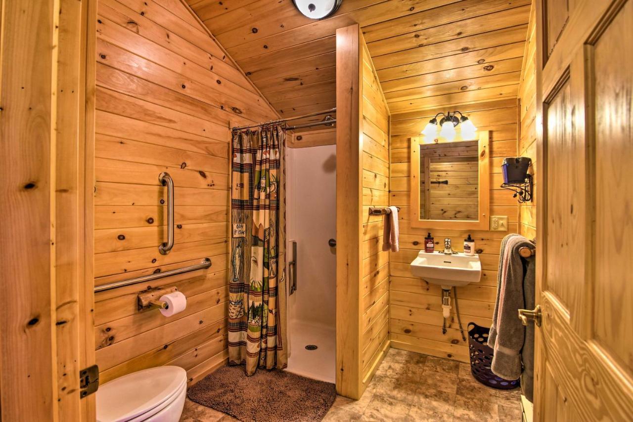 Rural Cabin Hideaway With Fire Pit And Mtn Views! Parsons Eksteriør billede