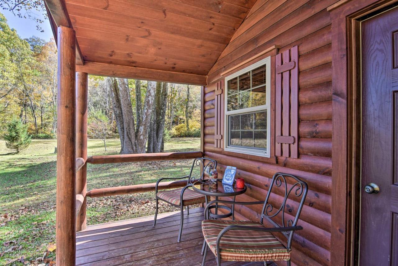 Rural Cabin Hideaway With Fire Pit And Mtn Views! Parsons Eksteriør billede